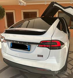 Tesla model x plaid