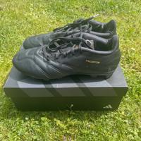 Scarpe da calcio predator club nere