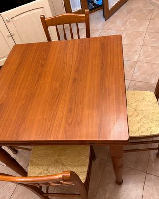Tavolo allungabile 90x90 + sedue