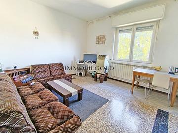 Bilocale con balcone,cantina e box