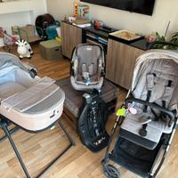 Trio inglesina Electa completo + base isofix