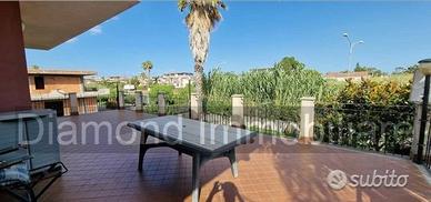 Appartanvilla 60mq con terrazza a Fondachello