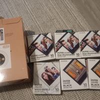 Fotocamera istantanea InstaxSquare SQ1 e pellicole