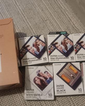 Fotocamera istantanea InstaxSquare SQ1 e pellicole