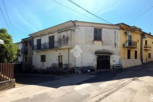 CASA DI CORTE A LIMATOLA