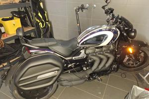 TRIUMPH ROCKET III R EVIL KNIEVEL