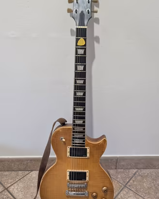 Chitarra elettrica stile Les Paul 