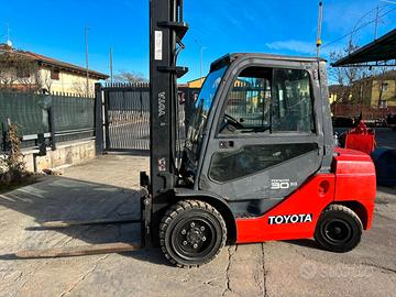 S75 Muletto Toyota 30 q