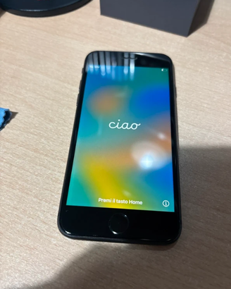 iPhone 8 - 64 GB con scatola