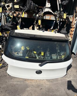 COFANO POSTERIORE BMW SERIE 1 ANNO:2014