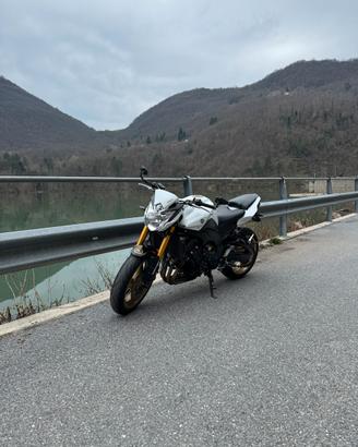 Yamaha fz8