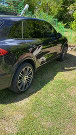 Porsche Cayenne diesel model year 2017
