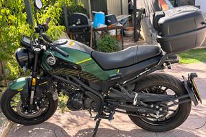 Benelli leoncino 125