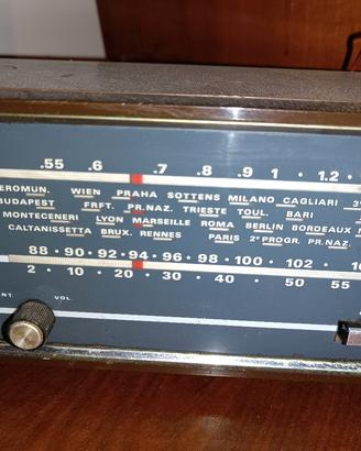 radio Mivar R40