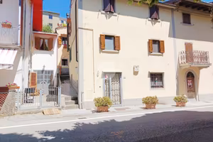 4 LOCALI A SAN MARCELLO PITEGLIO