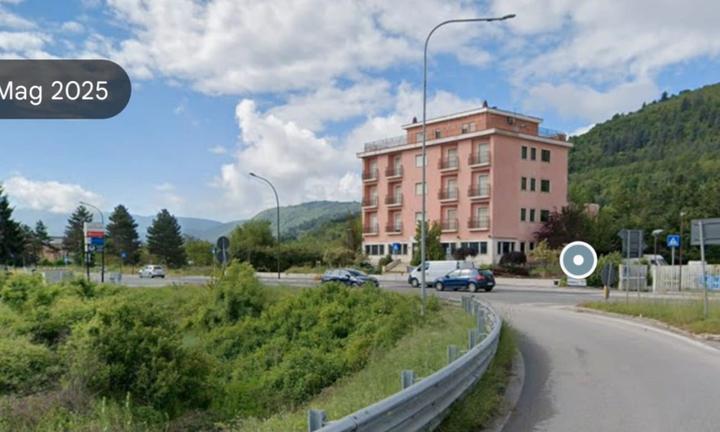 Ex Hotel Abruzzo Avezzano (AQ) Via Roma 307