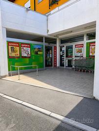 Cattinara, ATTIVITA' di supermercato