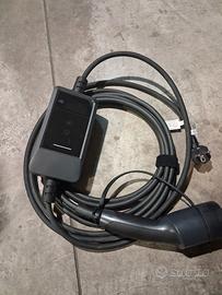 Carichino per auto elettrica