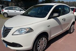Lancia Ypsilon 0.9 TwinAir 85 CV 5 porte Metano Ec