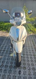 Beverly 300ie 12/2015