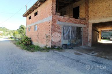 CASA DI CORTE A SOMMARIVA PERNO