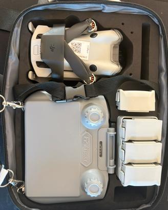 DJI MINI 4 pro combo