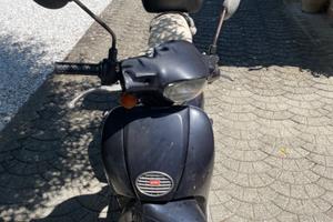 Aprilia Scarabeo 50 - 2004