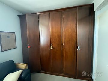 Armadio 6 ante in legno massello