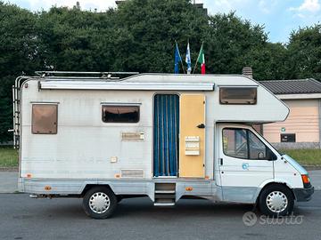 Ford Transit 2.4 diesel 6 posti tutto nuovo
