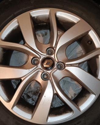Cerchi auto per gomme 205/60 R16