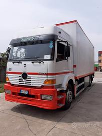 Autocarro mercedes 1828