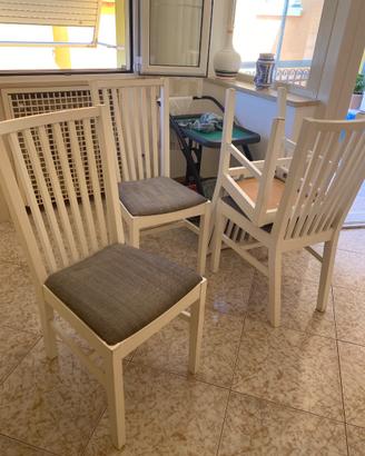Sedie bianche imbottite grigie Ikea