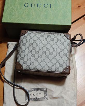 Tracolla Gucci Square Medium GG Supreme