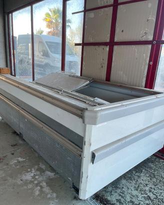 2 celle freezer e freezer a pozzetto e verticali