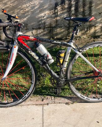 Bici da corsa in carbonio