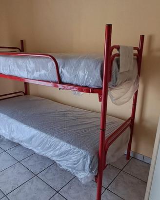 Letto a castello in ferro