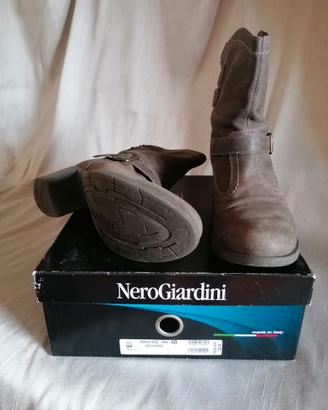 STIVALE DONNA NEROGIARDINI TG.40 MOD. ROEO MAMBOO