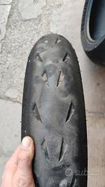 gomme moto 