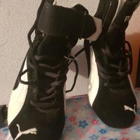 Scarpe Puma bianche e nere numero 38