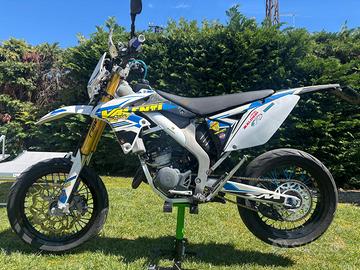 SUZUKI VALENTI SM 50-2019