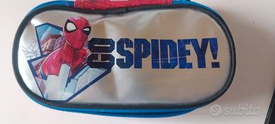 Astuccio ovale Spiderman 