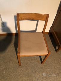 Sedia in legno e tessuto