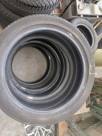 Pneumatici bridgestone 245/45 R20  103Y