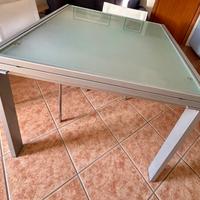 Tavolo vetro