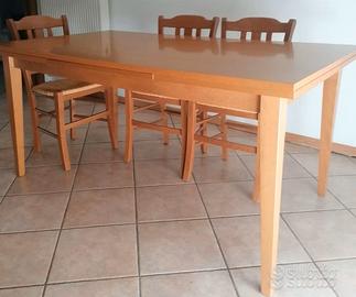 Tavolo da cucina + 6 sedie