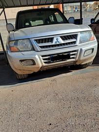 RICAMBI Mitsubishi Pajero v60 - 3200