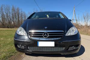 Mercedes A