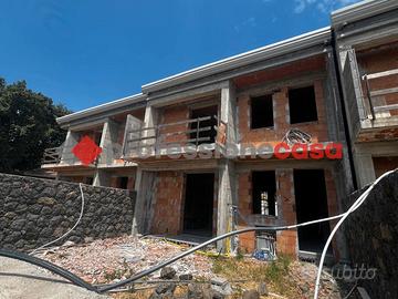 Aci Sant'Antonio-Villa Accorpata Nuova Costruzione