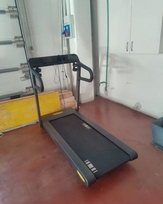 Technogym MyRun 2021 poco usato