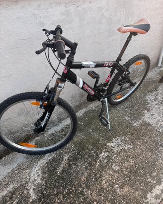 Bici moutain bike/ cross bike